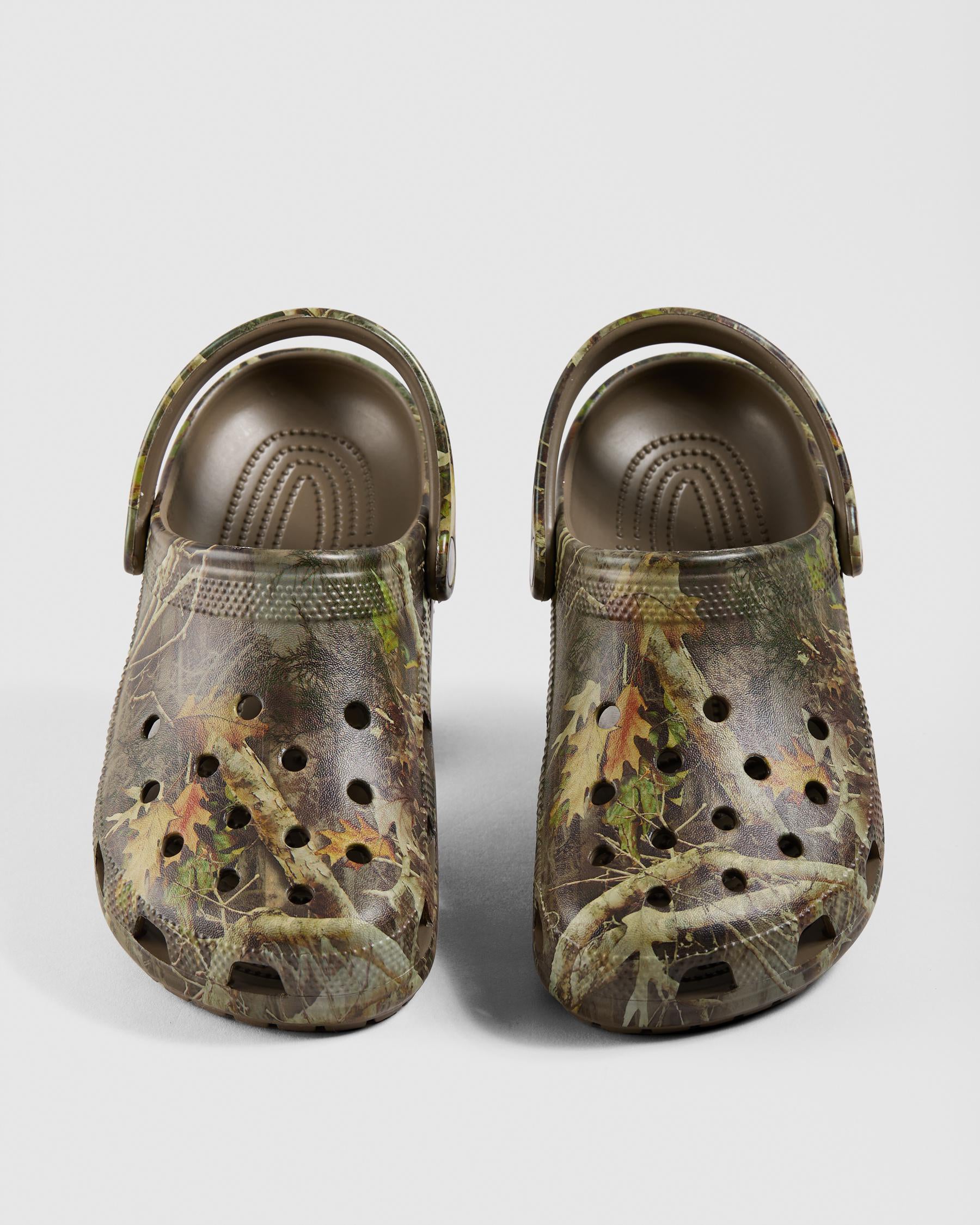 Crocs - Unisex Classic Clog - True Timber Kinati