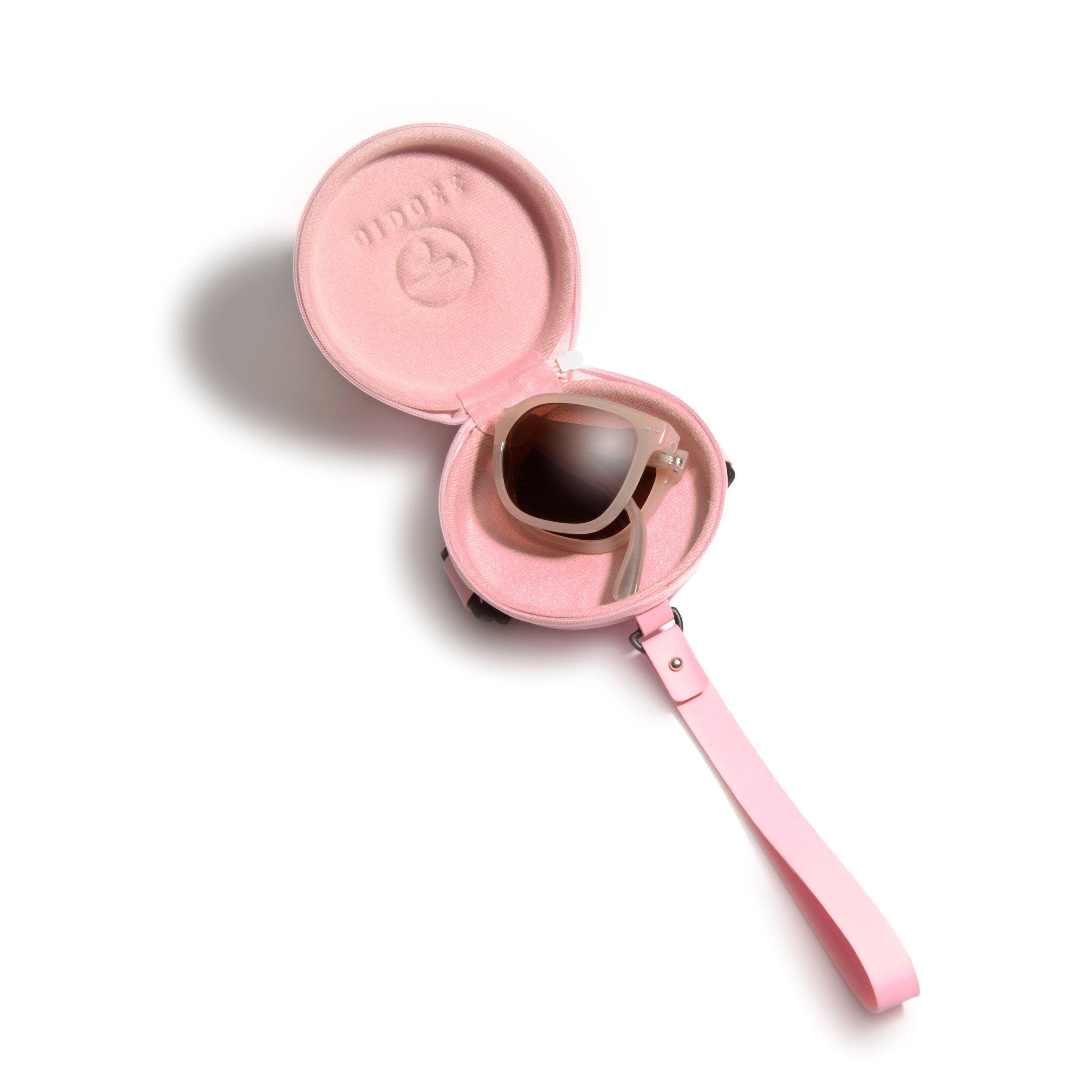 Gidgee Eyes Canter Taffy